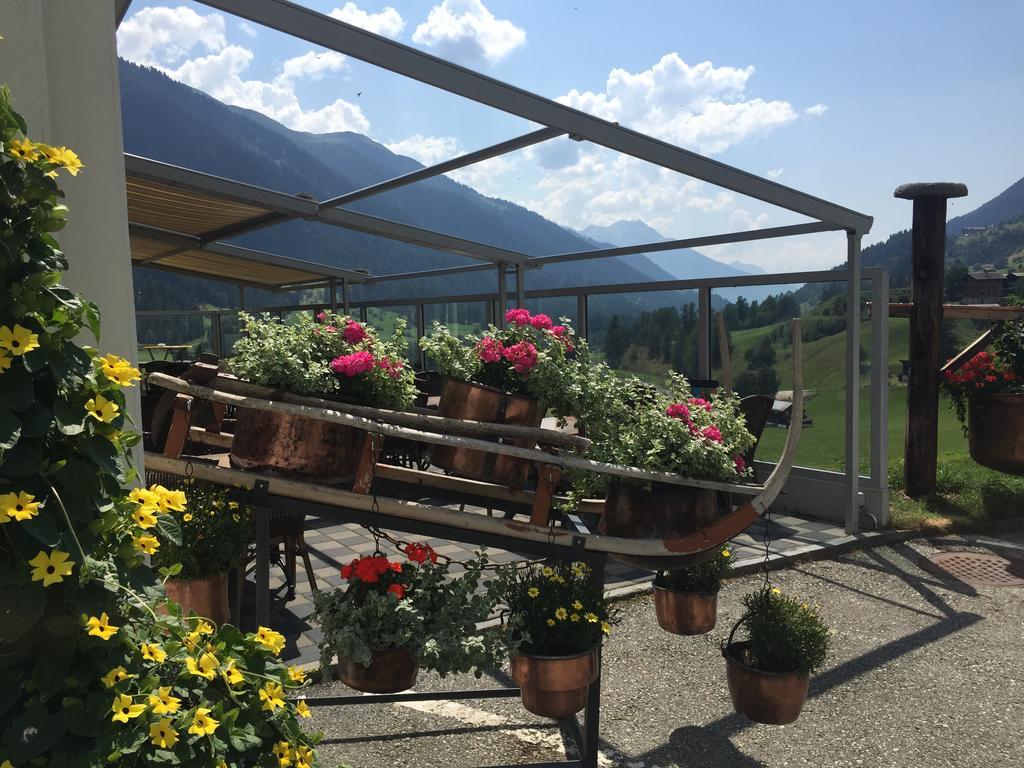 Hotel Weisshorn Goms Zewnętrze zdjęcie